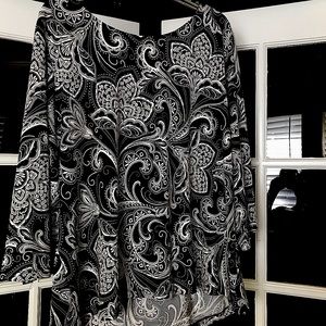 Black and white blouse created by Ruby Red, size 2X.